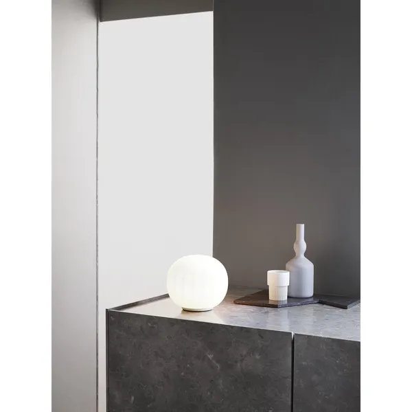 Lita Tischlampe Ø14 Messing