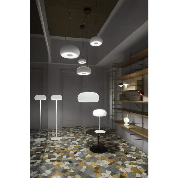 Vetra Floor Lamp Black