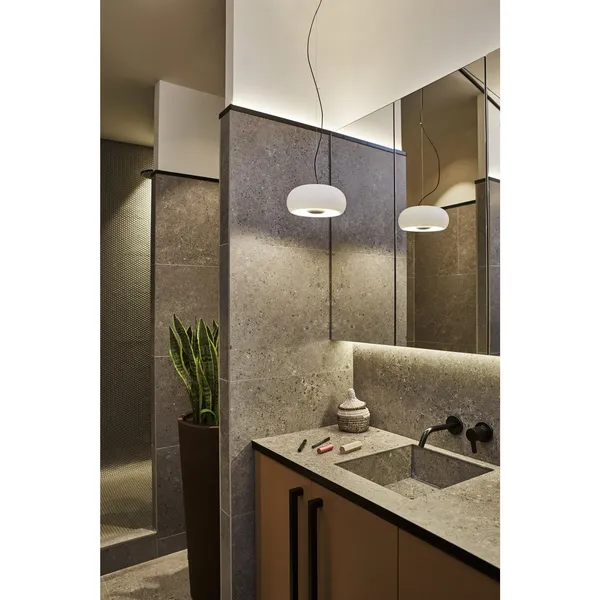 Vetra Floor Lamp Black