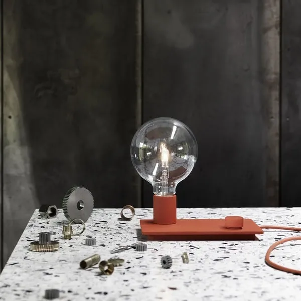 Control Bordlampe Grå