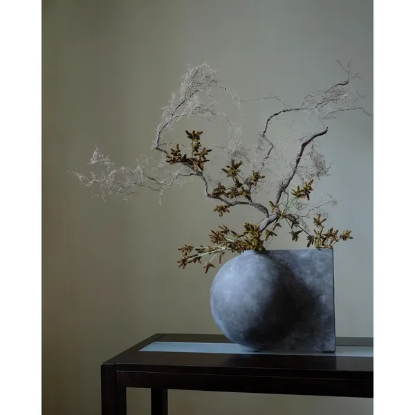 Offset Vase Mini Dark Grey