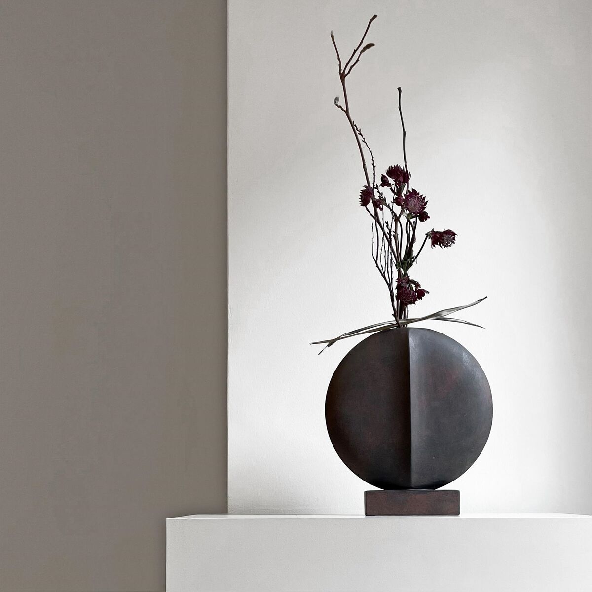 Guggenheim Vase Mini Coffee