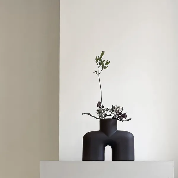 Cobra Uno Vase Medium Sort