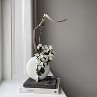 Guggenheim Vase Petit Bone Hvit