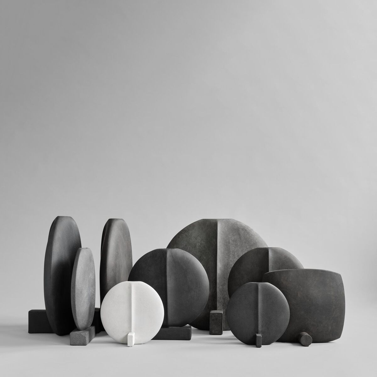 Guggenheim Vase Petit Bone Hvit
