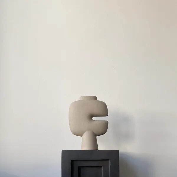 Tribal Vase Medium Sable