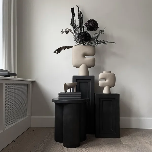 Tribal Vase Medium Sable