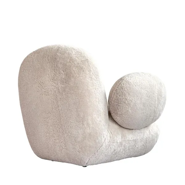 Toe Armchair With Armrest Sandshell/Sheepskin