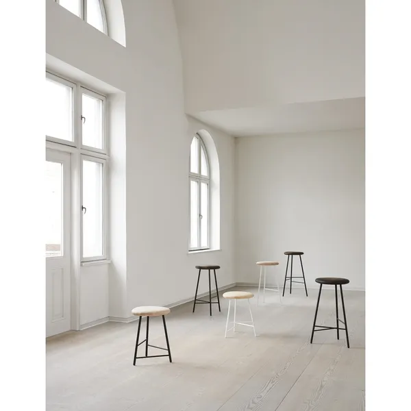 Pebble Bar Stool H65 Ash/ White
