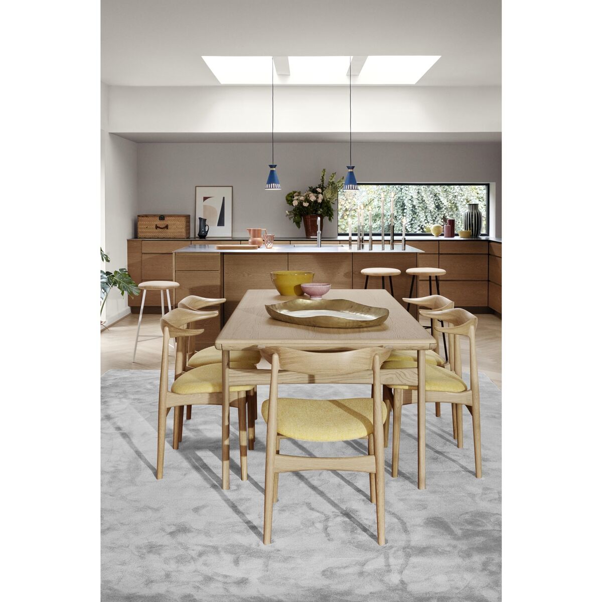 Pebble Bar Stool H65 Ash/ White