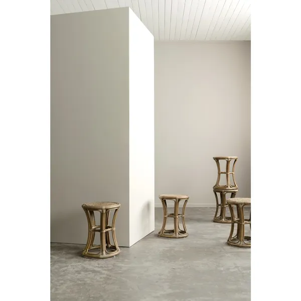 Bella Hocker Antik