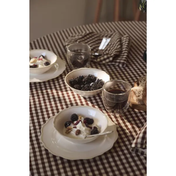 Oliva Tablecloth 140x240 Brown
