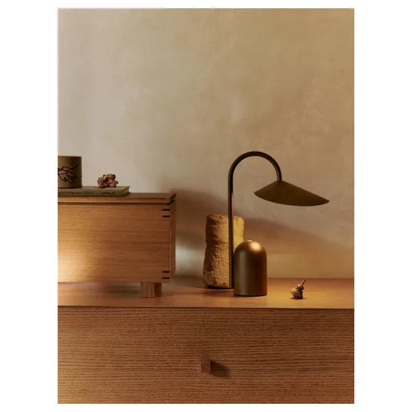 Arum Draagbare Lamp Donkere Chocolade