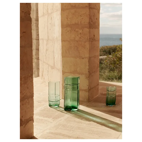 x Utzon Can Lis Muro Vase H23 Recycled Green