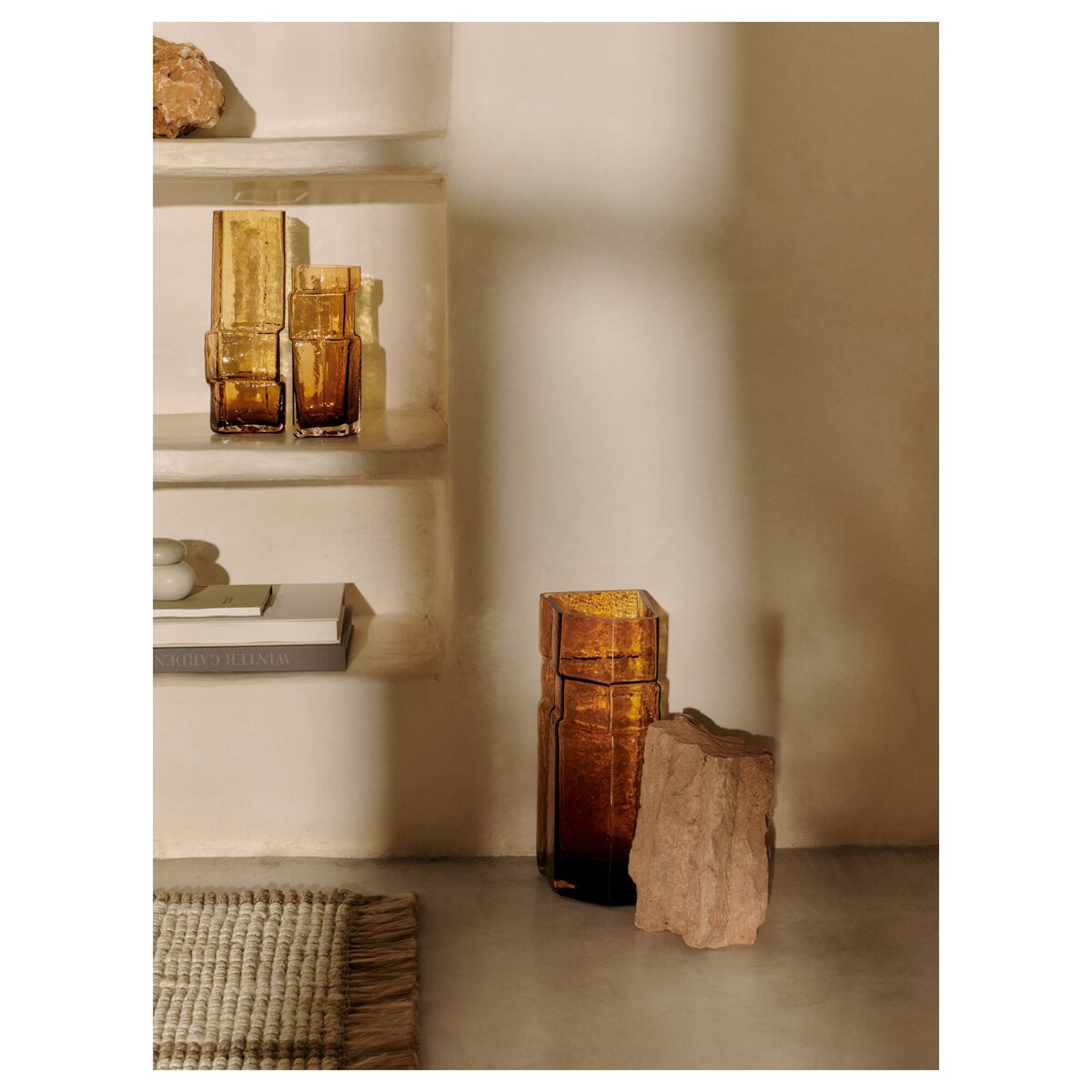 x Utzon Can Lis Muro Vase H30 Recycled Amber