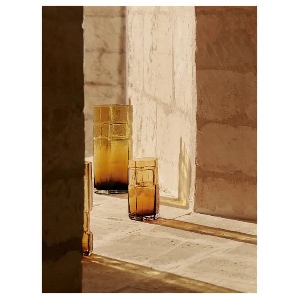 x Utzon Can Lis Muro Vase H38 Recycled Amber
