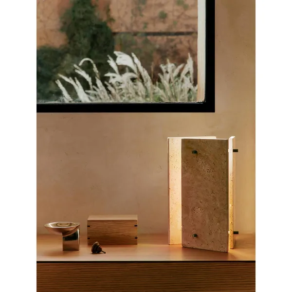 x Utzon Can Lis Oeste Table Lamp Sand