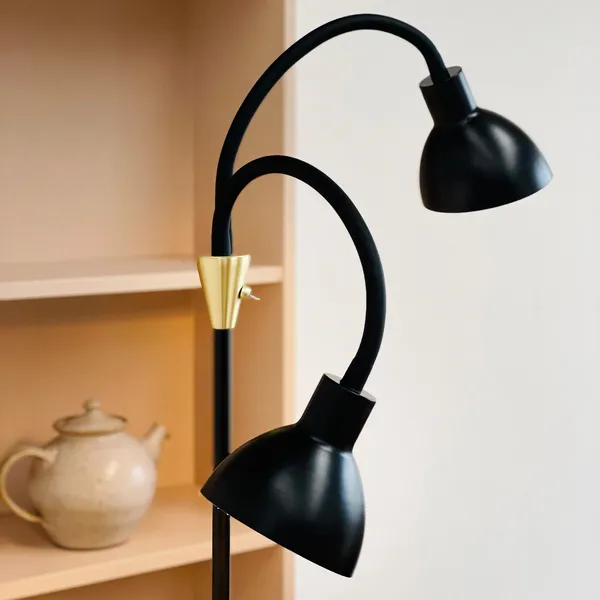 Lilje Stehlampe Weiß/ Messing