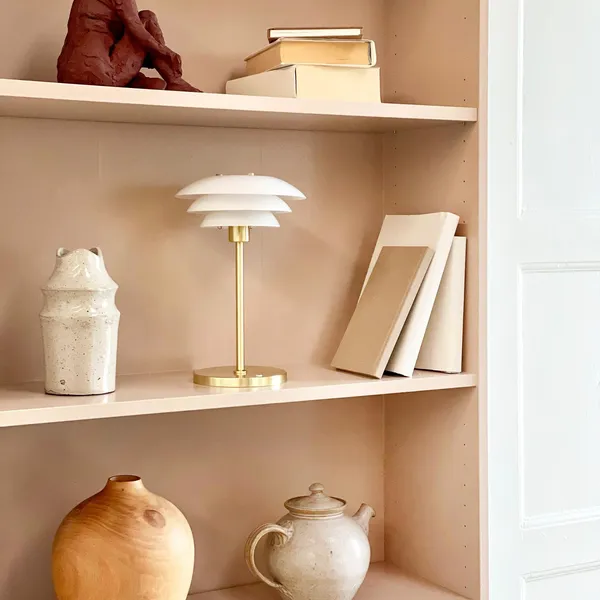 DL20 Table Lamp Opal/ Brass