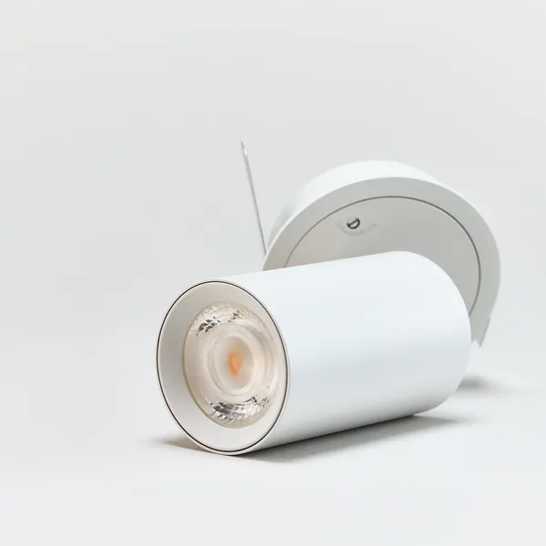 Core Einbaustrahler 2700K LED Weiß
