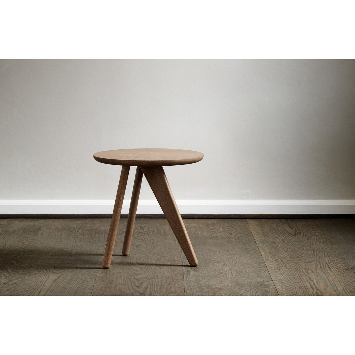 Fine Side Table Light Smoked Oak