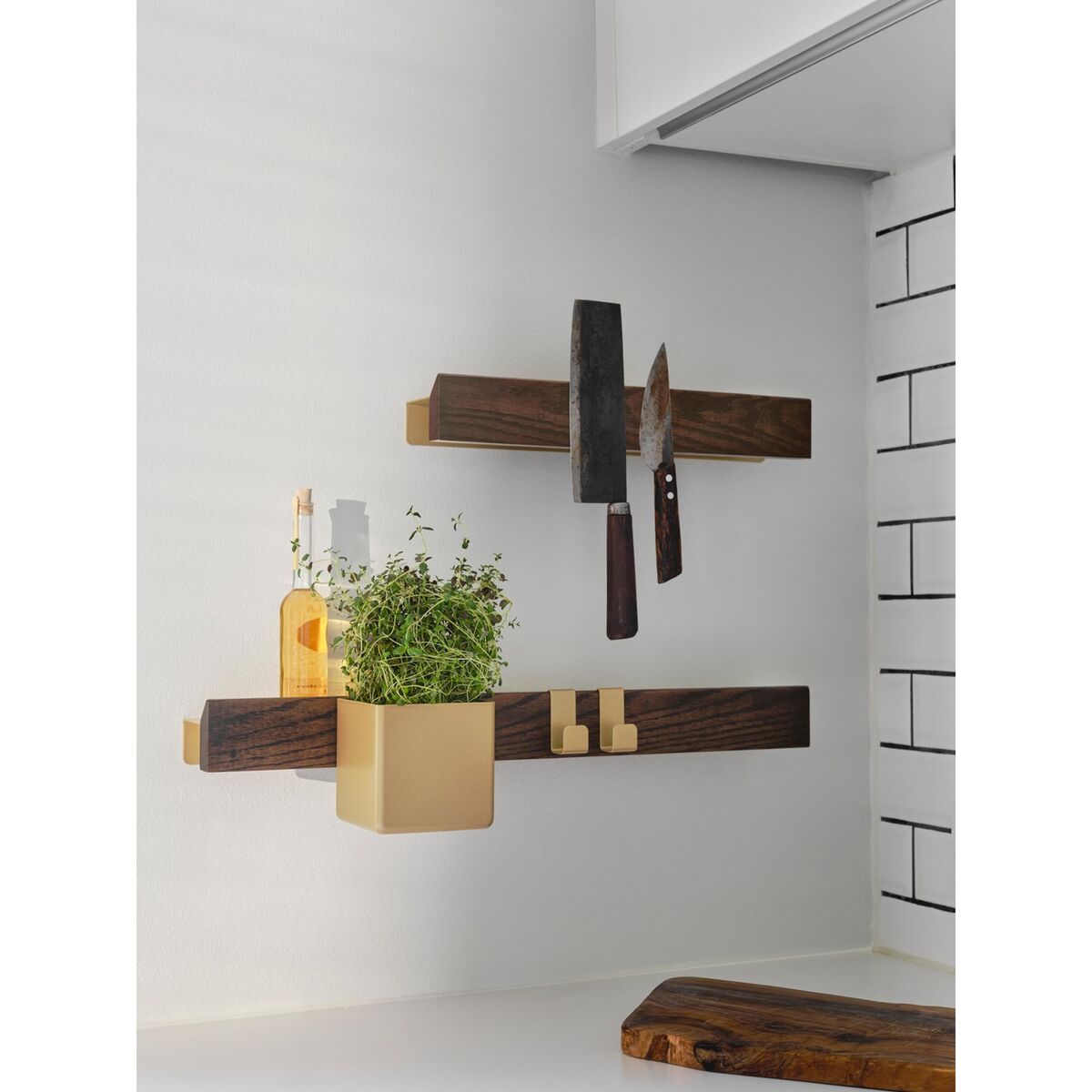 Flex Magnet Shelf 60 Dark Oak/ Brass