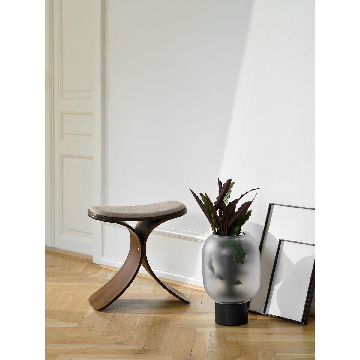 Luno Hocker Dunkle Eiche/ Beige