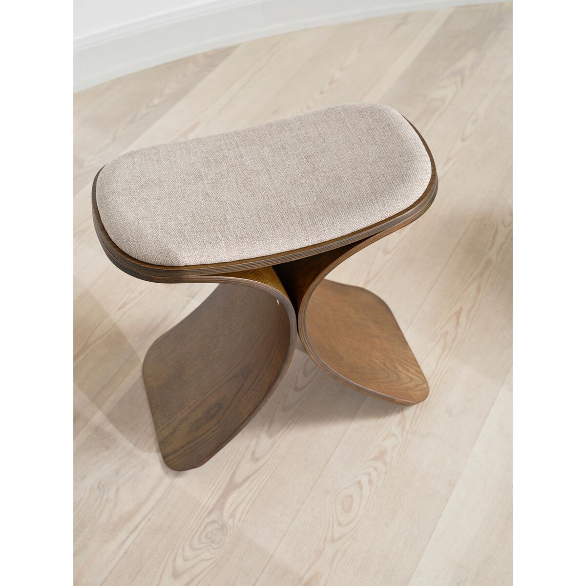 Luno Hocker Dunkle Eiche/ Beige