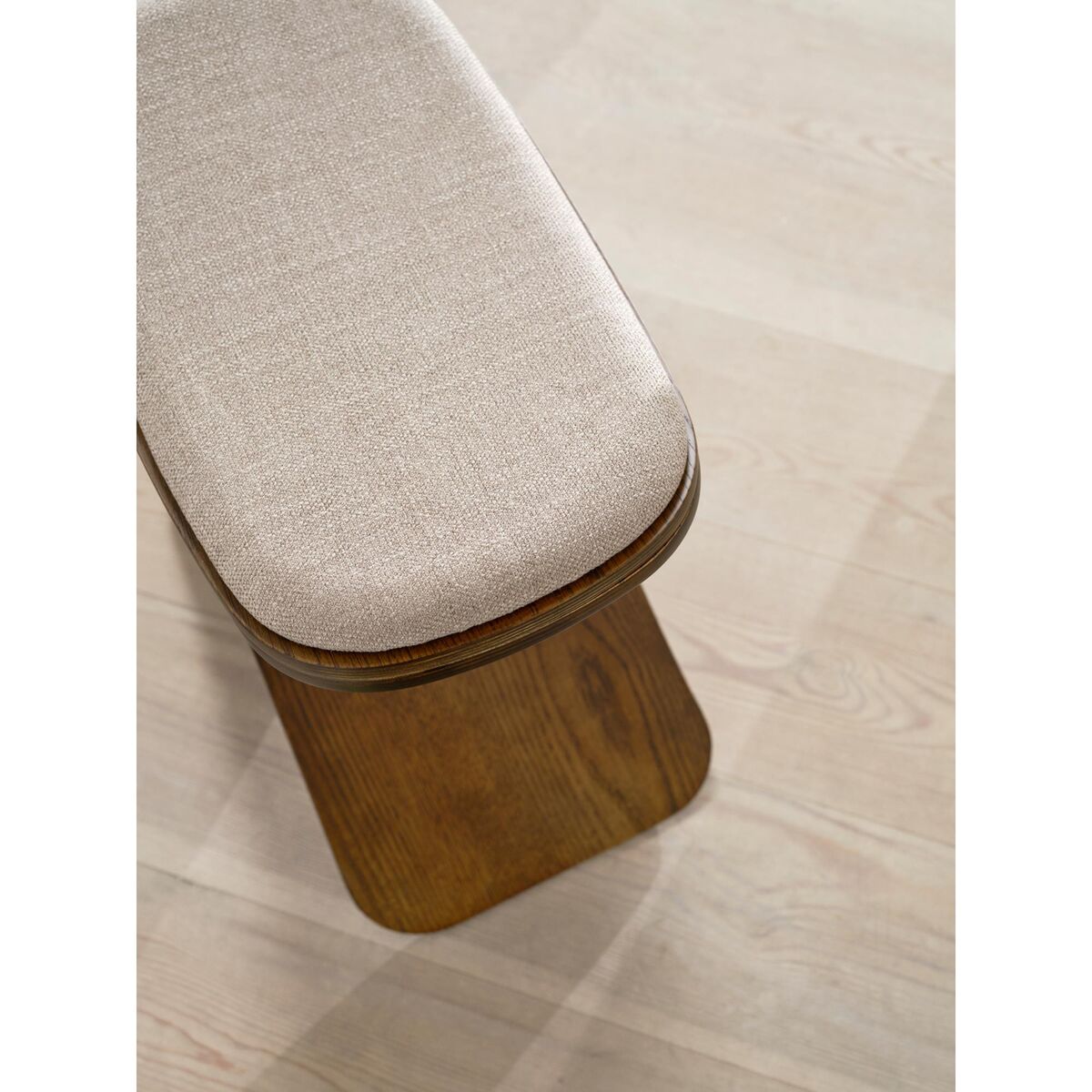 Luno Hocker Dunkle Eiche/ Beige