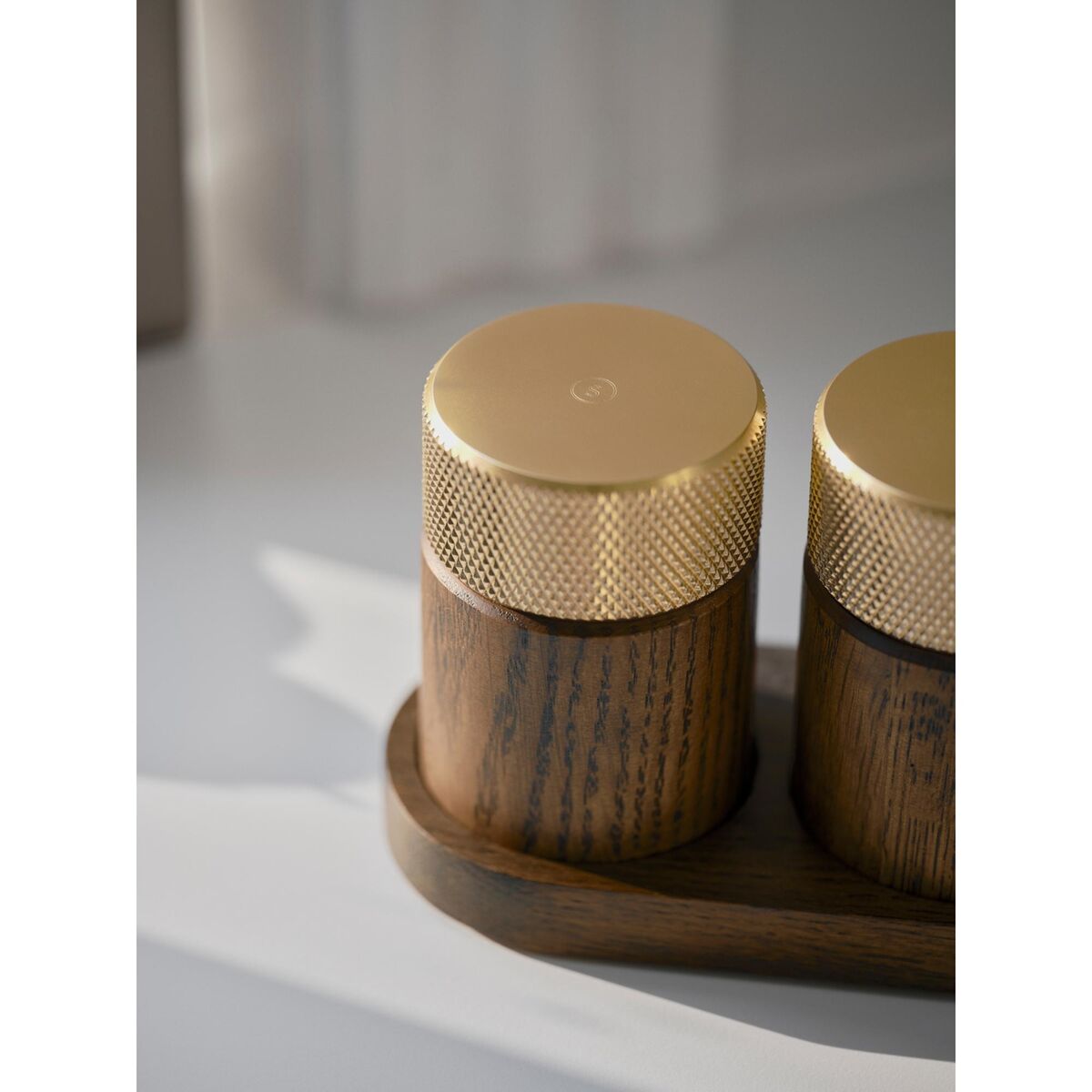 Sina Salt & Pepper Grinder Dark Ash/ Brass