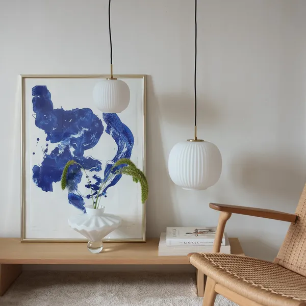 Vibra Pendant Ø26 Opal