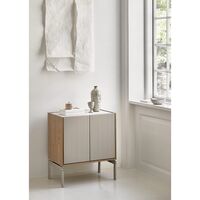 675 H2 Cabinet Light Oak/Marble