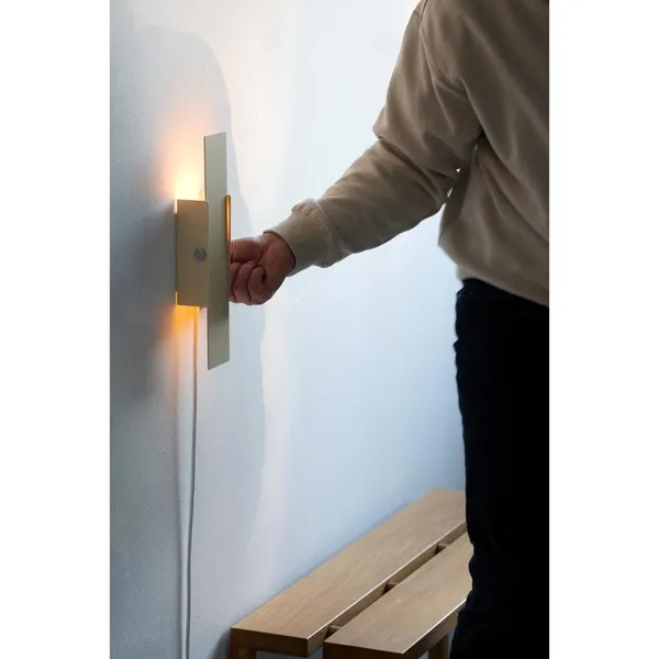 Pivoting Wall Lamp Sand