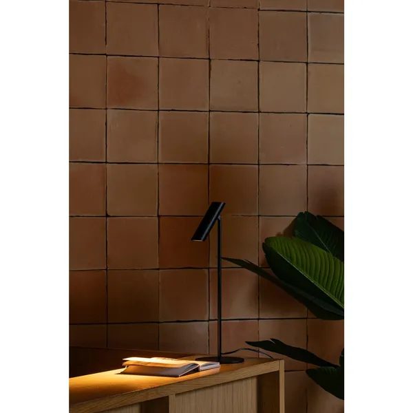 LEO Bordlampe Matt Sort