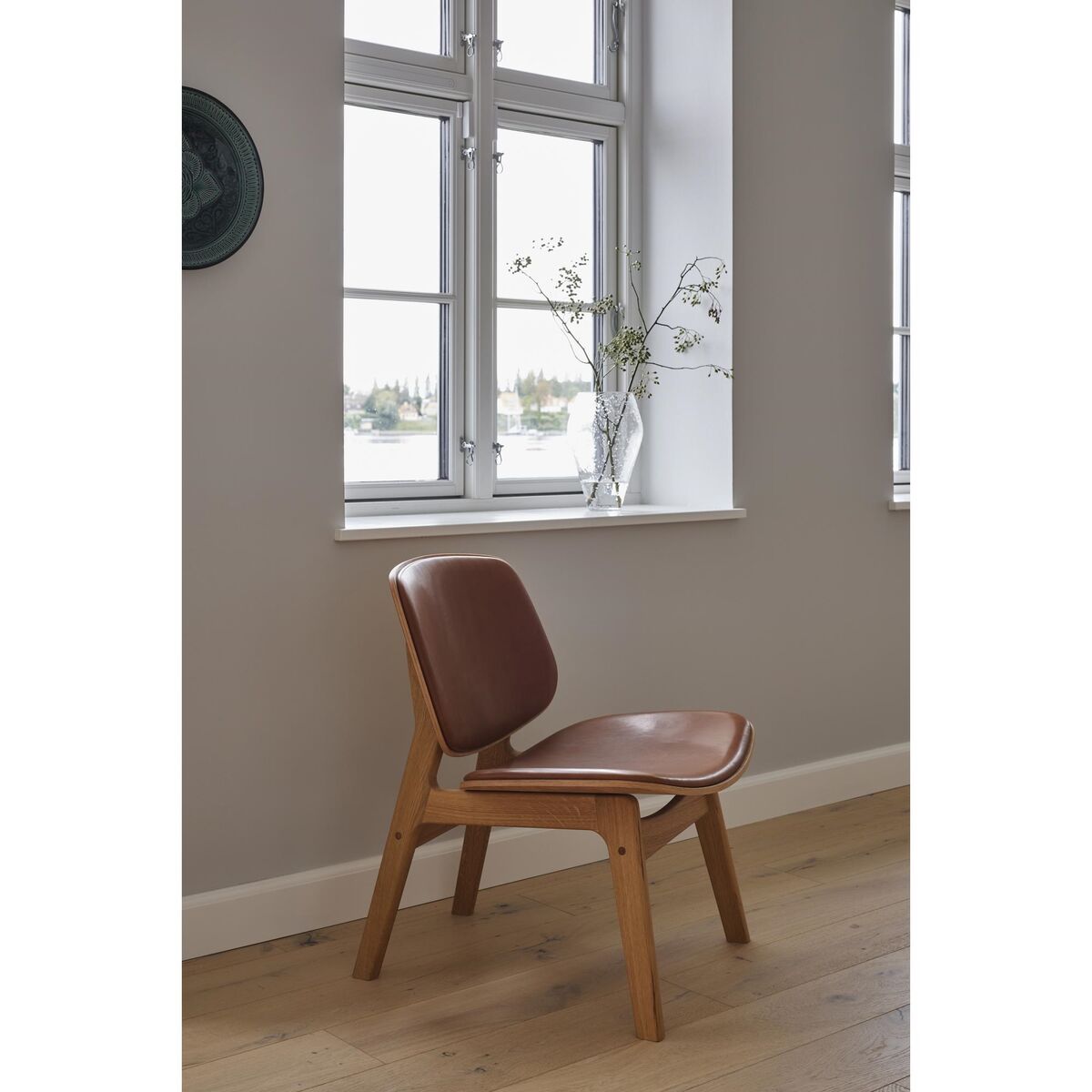 Pandora Armchair Upholstered Oiled Oak/ Black Leather