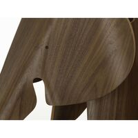 Eames Elephant Stool Helder Gelakt Walnoot
