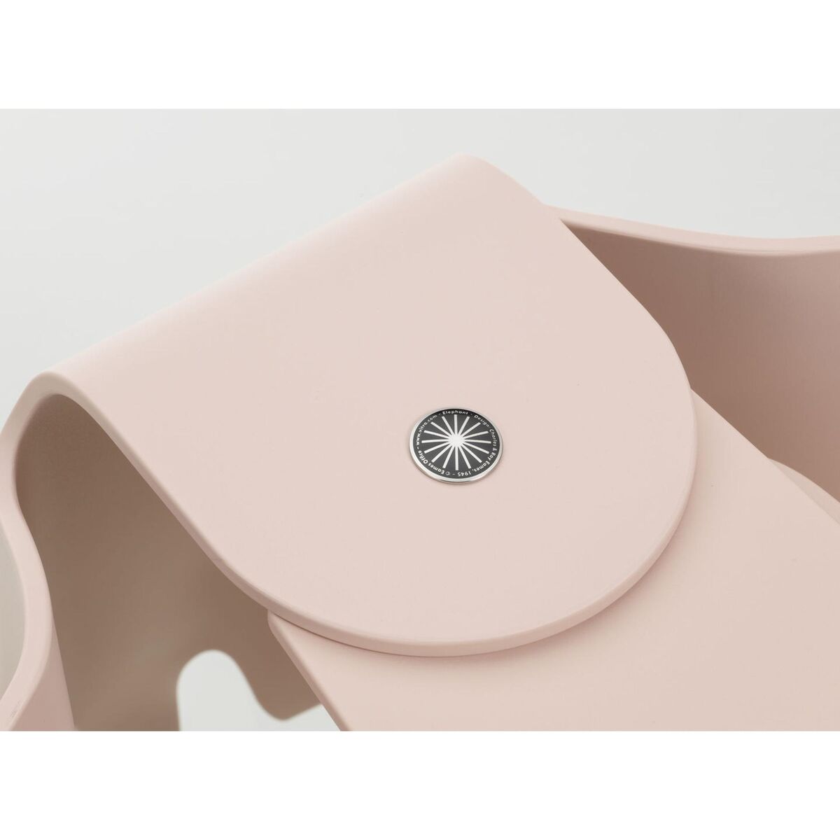 Eames Elephant RE Stool Pale Rose
