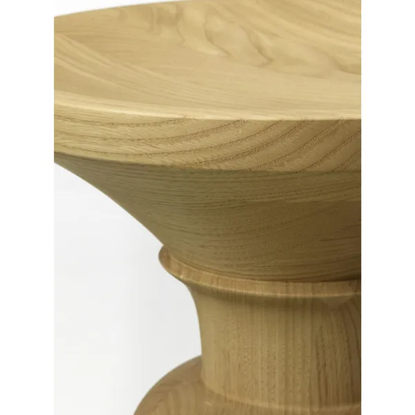 Eames Stool Model B Stool Natural Chestnut