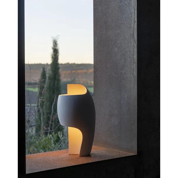 DCWédtions Grande B Table Lamp Gypsum/ Aluminum