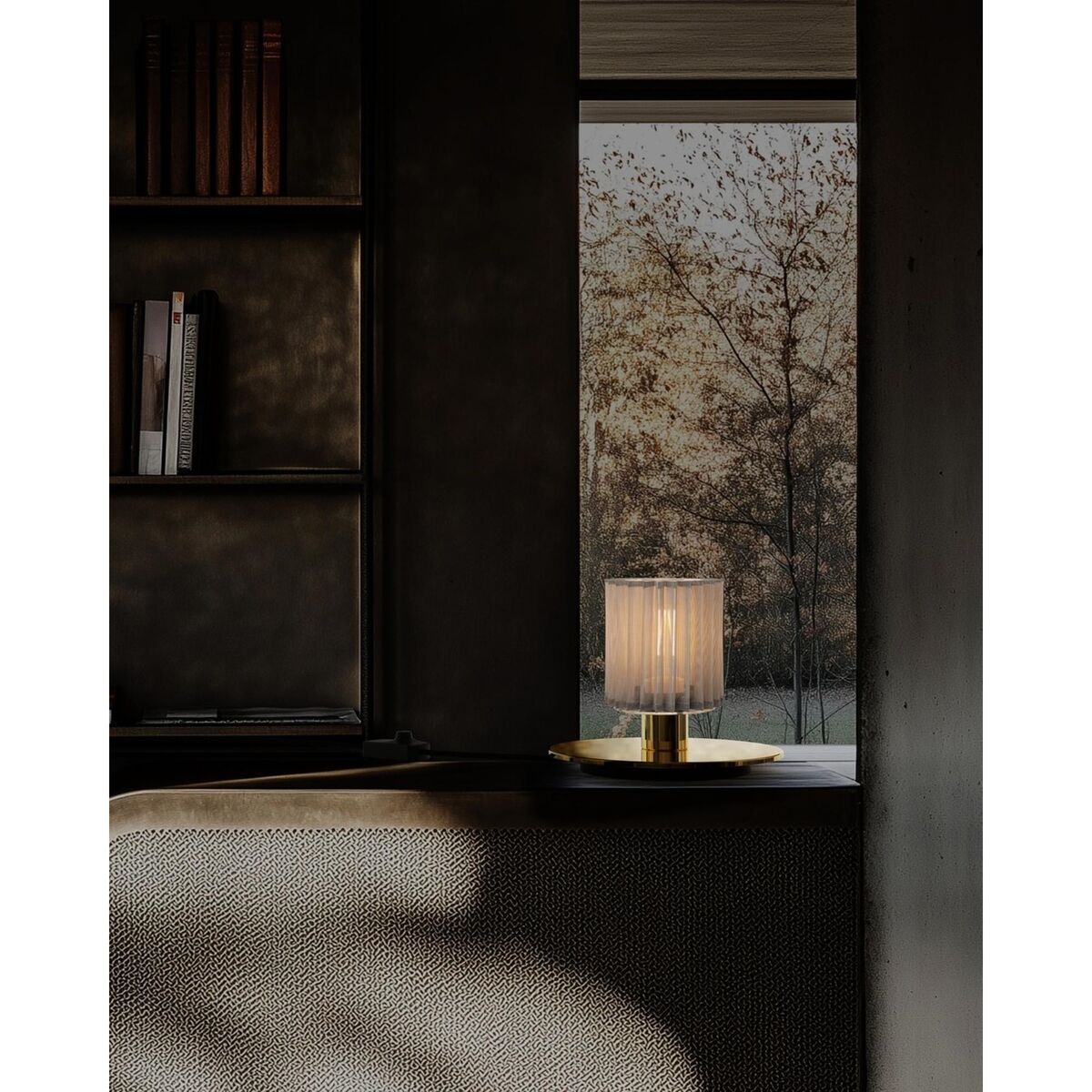 DCWédtions In The Sun 220 Table Lamp Black/Gold