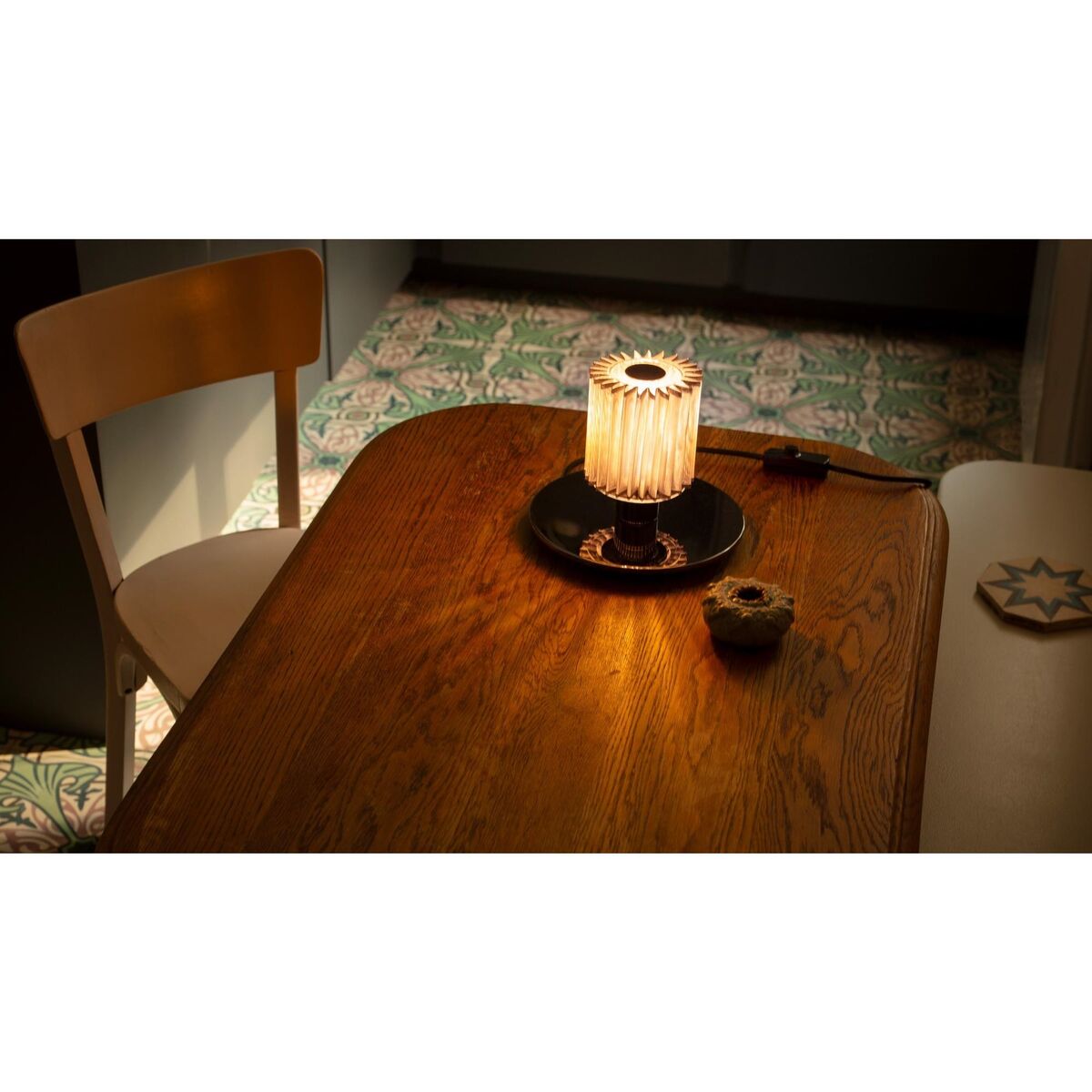 DCWédtions In The Sun 220 Table Lamp Black/Gold
