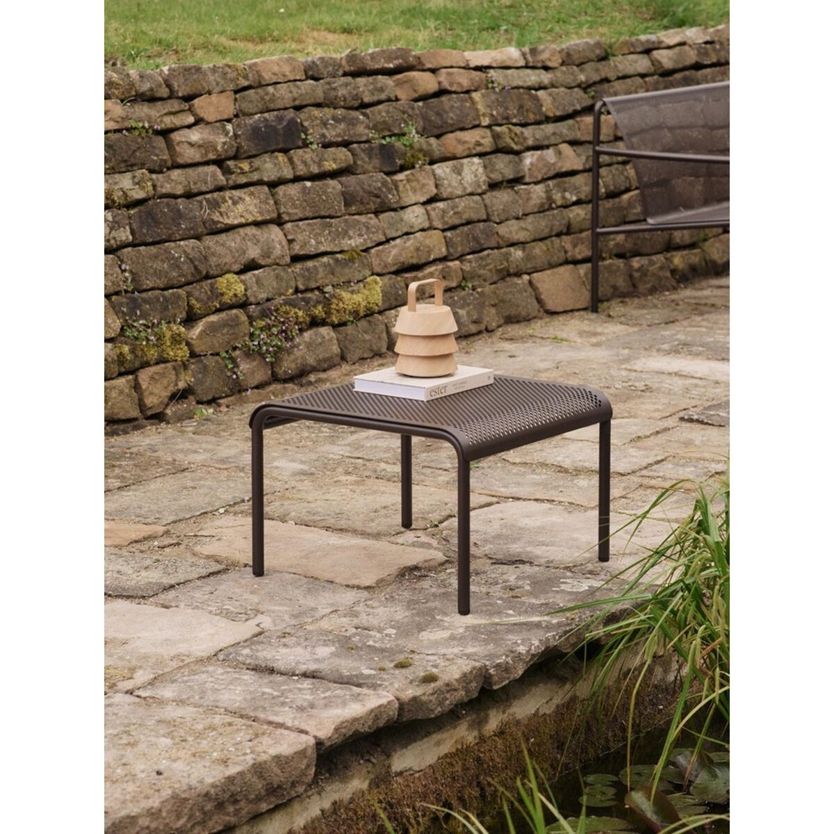 Dapple Low Havebord 57x57 Tea Green
