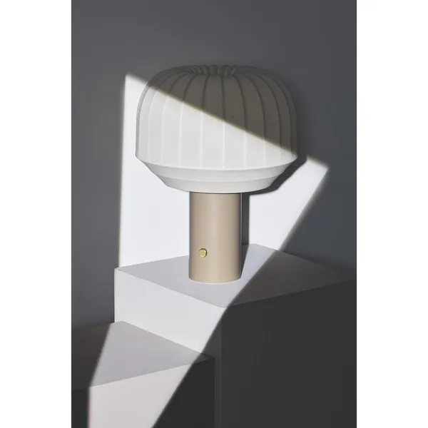 Tradition Table Lamp Off-White