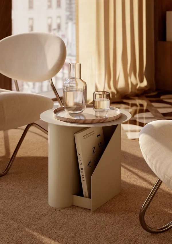Center Side Table Rood