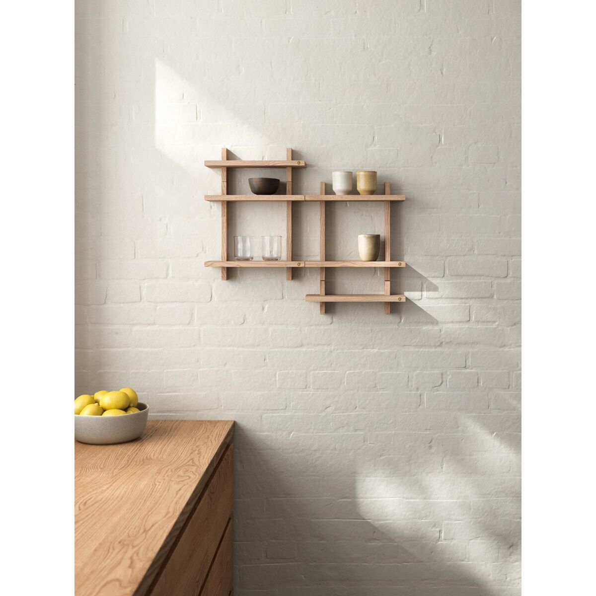 Treat Shelf Single Small Oiled Oak