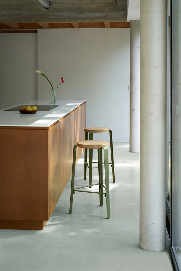 Tabouret BIG LOU en Plastique Recyclé Blanc/vert Kaki