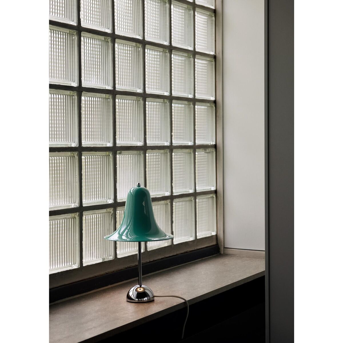 Pantop Tischlampe Ø23 Hellblau