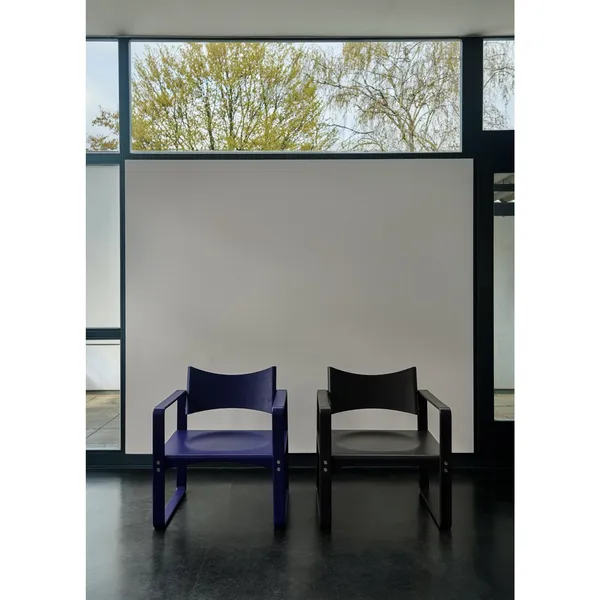 Series 270 F Dining Chair With Armrests Black
