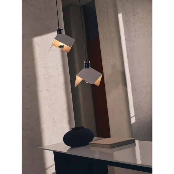 Triedro Pendelleuchte Schwarz