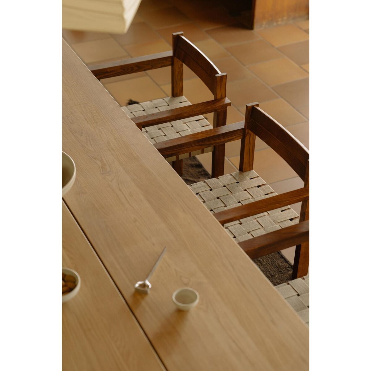 Symmetry Dining Chair With Armrest Honey Ash/Oat